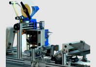 Solution Système pour l'étiquetage supérieur de produits plats et fins : étuis, cartes, cartes, coupons, brochures, …
