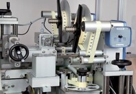 Etiqueteuses pour l'Industrie Pharmaceutique - Étiquetage Tamper Evident